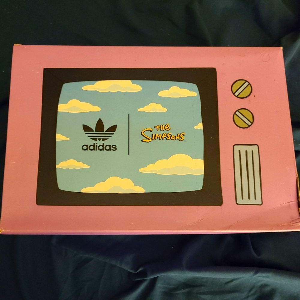 Adidas Superstar Simpsons Size 11 plus bonus Shirt (Shirt size XL)